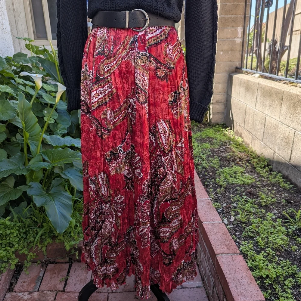 Vintage Maxi Crinkle Skirt, The Travel Collection - Picture 2 of 7